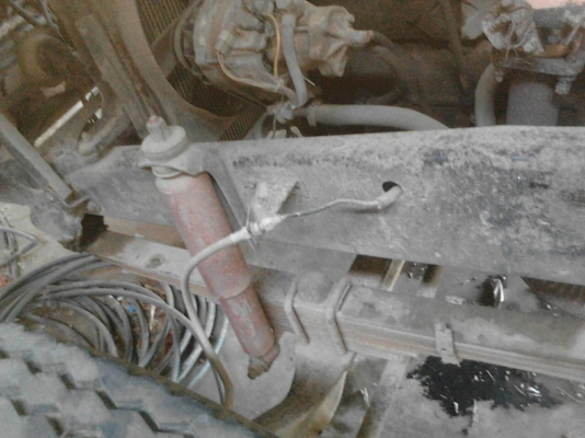 รถอีซูซุ 6 ล้อ ท้ายลาด 145 แรงม้า.    สนใจติดต่อ  081 - 6079515