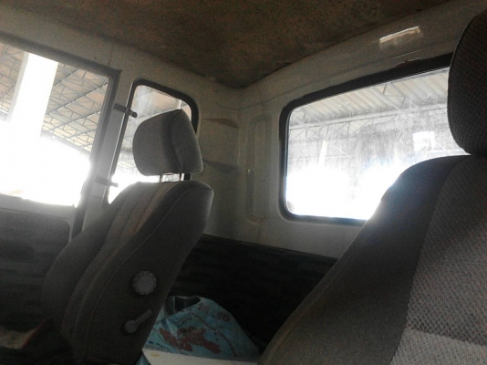 รถอีซูซุ 6 ล้อ ท้ายลาด 145 แรงม้า.    สนใจติดต่อ  081 - 6079515