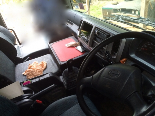 รถฮีโน่ 6 ล้อดั้ม FG8J 220 แรงม้า. ปี 55.  ( รถวิ่ง 74,xxx กม. )      สนใจติดต่อ  081 - 6079515