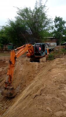 ขาย hitachi ex 120-3 เก่านอก2ปีรถสวยครับ ขาย hitachi ex 120-3 เก่านอก2ปีรถสวยครับ