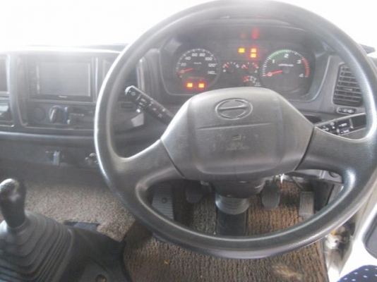 .HINO 500 EURO 3  ปี 2013 ตู้ สิบบาน ยาว 7.70  เมตร    ราคา1,480,000  บาท