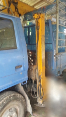 รถอีซูซุ 6 ล้อ NPR ติดเครน 3 ตัน. 115 แรงม้า.    สนใจติดต่อ  081 - 6079515