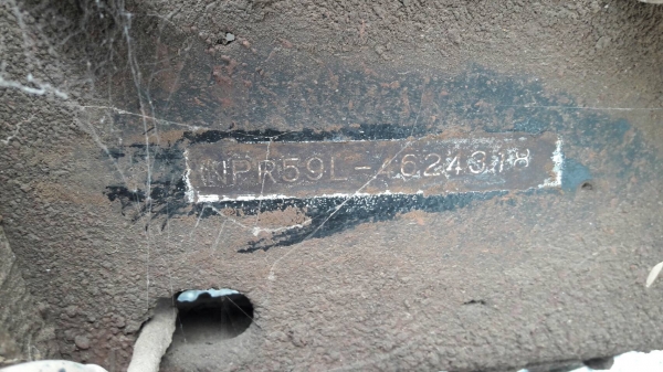 รถอีซูซุ 6 ล้อ NPR ติดเครน 3 ตัน. 115 แรงม้า.    สนใจติดต่อ  081 - 6079515