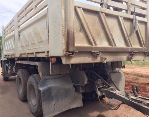 ISUZU DECA FXZ 320 HP MAXLOAD ปี 49 รถพ่วงแม่ + ลูก แม่สิบล้อ 2 เพลา กระบะดั๊มพ์เหล็ก 12 ตันของสามมิตรลอนเฉียงพร้อมบรรทุกได้เลย ลูก 3 คานดั๊มพ์สามมิตรลอนเฉียง เครื่องยนต์แรงดีเดิมๆไม่มีเยิ้ม ภายในห้องเก๋งสะอาดสวยคอนโซลอยู่ครบพร้อม แอร์เย็น พวงมาลัยเพาเวอร