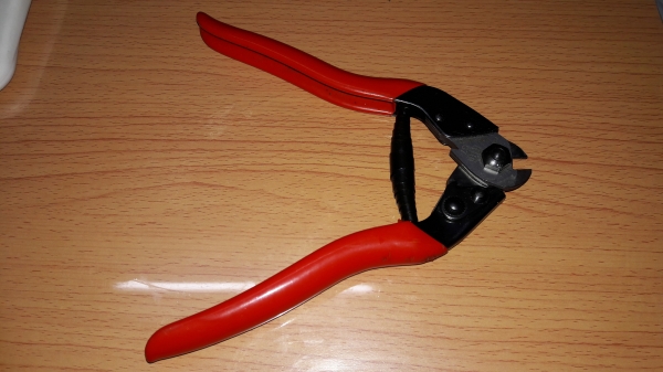 ขายคีมตัดลวดสลิงFelco Swiss Made. งานดีมือสองสภาพดี