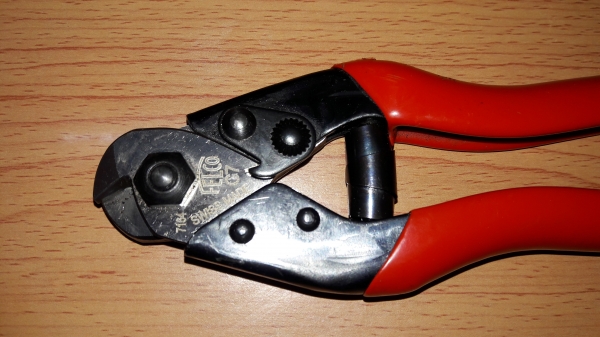 ขายคีมตัดลวดสลิงFelco Swiss Made. งานดีมือสองสภาพดี