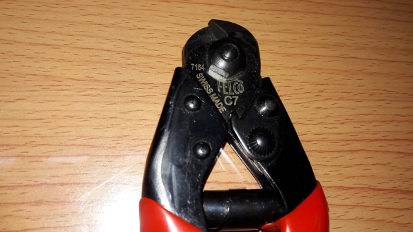 ขายคีมตัดลวดสลิงFelco Swiss Made. งานดีมือสองสภาพดี