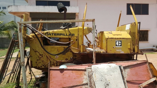 ขายตามสภาพ แทรคเตอร์ CAT D4E ไม่มีเฟรม ไม่มีโซ่ ไม่มีใบแทรค เครื่องสตาร์ทติด ราคาต่อรองได้ ขายตามสภาพ แทรคเตอร์ CAT D4E ไม่มีเฟรม ไม่มีโซ่ ไม่มีใบแทรค เครื่องสตาร์ทติด ราคาต่อรองได้