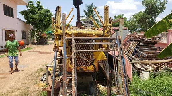 ขายตามสภาพ แทรคเตอร์ CAT D4E ไม่มีเฟรม ไม่มีโซ่ ไม่มีใบแทรค เครื่องสตาร์ทติด ราคาต่อรองได้ ขายตามสภาพ แทรคเตอร์ CAT D4E ไม่มีเฟรม ไม่มีโซ่ ไม่มีใบแทรค เครื่องสตาร์ทติด ราคาต่อรองได้