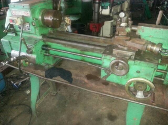 ขายเครื่องกลึงเล็ก4ฟุตไฟ2สายพร้อมใช้เหมาะงานมอเตอร์ไซร์