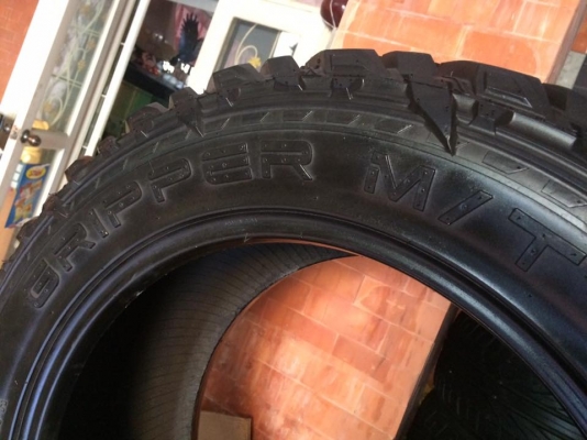 ขายยาง 33x12.50-20 MT ปี14