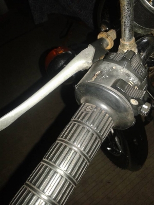 ขาย Suzuki GT100 เดิมๆสภาพสวยทะเบียนพร้อมโอนไม่ขาดต่อ 26000 บาทครับ