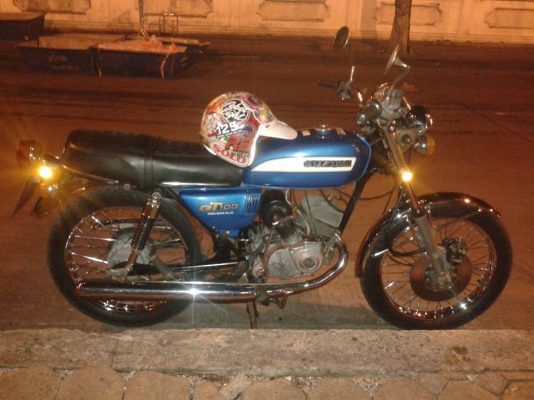 ขาย Suzuki GT100 เดิมๆสภาพสวยทะเบียนพร้อมโอนไม่ขาดต่อ 26000 บาทครับ