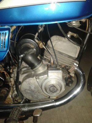 ขาย Suzuki GT100 เดิมๆสภาพสวยทะเบียนพร้อมโอนไม่ขาดต่อ 26000 บาทครับ