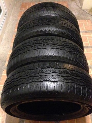 ยาง Bridgestone 235 55 18 ปลายปี14 ดอกเยอะ ใช้ยาว ราคาไม่แพง