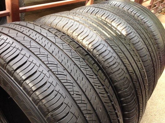 ยาง Michelin 265 70 16 ปี12 ดอกเต็ม ใช้ยาว ราคาไม่แพง