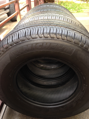 ยาง Michelin 265 70 16 ปี12 ดอกเต็ม ใช้ยาว ราคาไม่แพง
