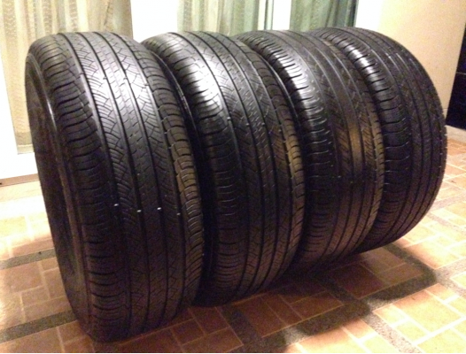 ยาง Michelin 265 70 16 ปี12 ดอกเต็ม ใช้ยาว ราคาไม่แพง