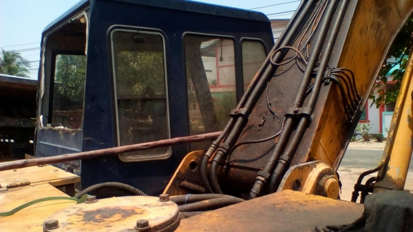 COBELKO 200// ปั้มดีk3vเครื่องแน่น6D31บูมอามสวยเอวแน่น.สีต้องเก็บ..ทำงานได่ไม่โหลด.ขาย305000ด่วนครับ.สอบถามเพิมมเติมครับ 0837335338