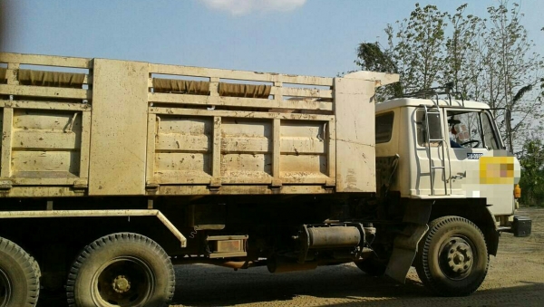 สิบล้อ ฮีโน่ ซูโม FM227L 220แรง 2เพาใหญ่ ดั้มกะบะสวยๆ สภาพดีสวยเดิมๆพร้อมใช้ ทะเบียนพร้อมโอน สิบล้อ ฮีโน่ ซูโม FM227L 220แรง 2เพาใหญ่ ดั้มกะบะสวยๆ สภาพดีสวยเดิมๆพร้อมใช้ ทะเบียนพร้อมโอน