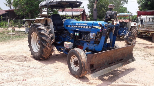 ขายรถไถ 6600 T3 เต็มตัวอุปกรหน้าหลัง CMT เล่มพร้อมโอนรถสวยพร้อมใช้คับราคาเบาๆ