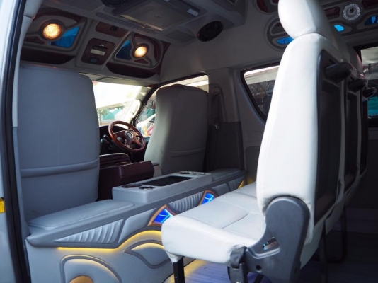 โทร 0922726669 ตันหยงเบสท์รถตู้ฝั่งธน COMMUTER ปี 2009 ดีเซลล์ แต่งวีไอพี เบาะหนัง 4 แถว ราคา 799,000 บาท โทร 0922726669 ตันหยงเบสท์รถตู้ฝั่งธน COMMUTER ปี 2009 ดีเซลล์ แต่งวีไอพี เบาะหนัง 4 แถว ราคา 799,000 บาท