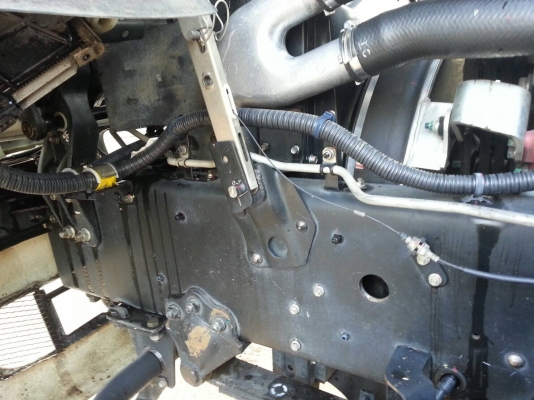 ขายรถสิบล้อ Hino Fm2p 380 แรง ปี56 คอกไม่ดั้มพ่วงแม่ลูก กะบะเหล็กสามมิตร รถโคตรสวย