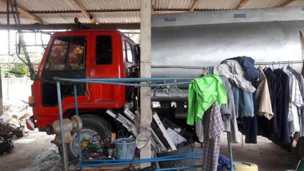 ขายรถสิบล้อบรรทุกน้ำมัน ISUZU FVM12 เครื่องเดิม 175 แรง บรรจุ 16,000 ลิตร โหลดบน แอร์พร้อม ภายในสวย ทะเบียนพร้อม