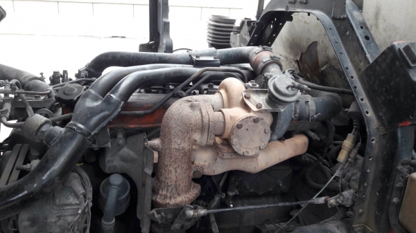 ขายรถบรรทุกน้ำมัน ISUZU JCM เครื่อง 6BG turbo inter บรรจุ 16,000 ลิตร โหลดบน แอร์พร้อม ภายในสวย ทะเบียนพร้อม