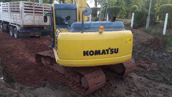 ขายรถแบ็คโฮ Komatsu PC160LC-8 เอกสารอินวอยซ์ ไฟฟ้าครบ ไมล์ชั่วโมง 6,900