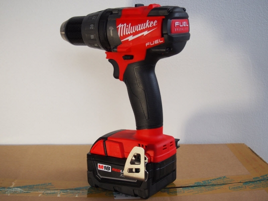 ชุดสว่านไร้แปรงถ่านมือ2 Milwaukee 2897-22 มีสว่านกระแทกและสว่านไขควง รุ่นใหม่ล่าสุด2016 แบ็ต5.0แอมป์