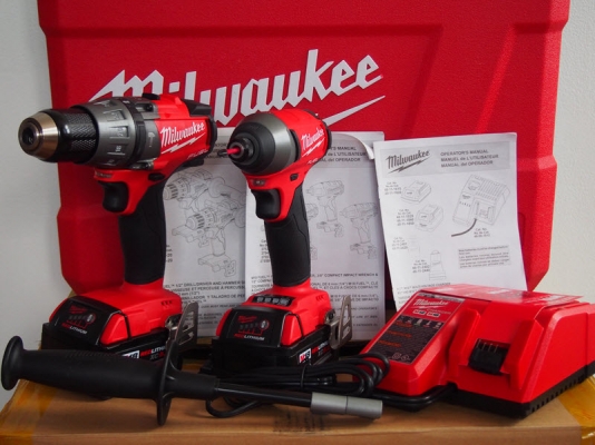 ชุดสว่านไร้แปรงถ่านมือ2 Milwaukee 2897-22 มีสว่านกระแทกและสว่านไขควง รุ่นใหม่ล่าสุด2016 แบ็ต5.0แอมป์