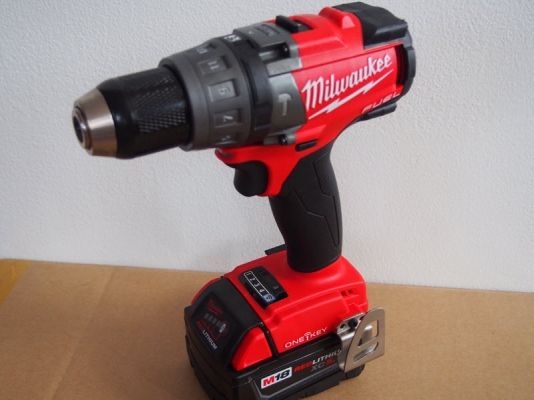 แม่เจ้า!! สว่านไร้สายเชื่อมต่อผ่านมือถือได้ ทำไปเพื่อ? Milwaukee 2796-22 แม่เจ้า!! สว่านไร้สายเชื่อมต่อผ่านมือถือได้ ทำไปเพื่อ? Milwaukee 2796-22