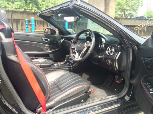 benz slk 200 สีดำ ปี 2012 ไมล์ 36xxx