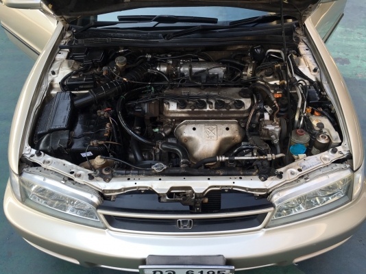 honda accord 2.2 สีน้ำตาล ปี 1996 เกียร์ธรรมดา ขับดี เครื่องเกียร์ช่วงล่างปกติ