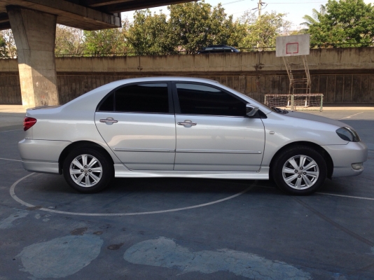 toyota corolla altis 1.6e สีเทา ปี 2004