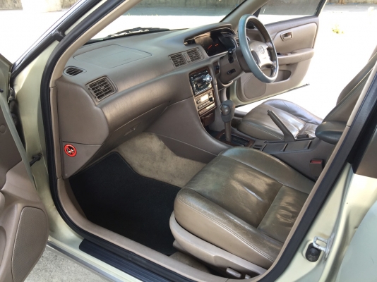 TOYOTA CAMRY 2.2 SE.G สีน้ำตาล ปี2001 รถมือเดียว รถสวย ขับดี เครื่องนิ่ง แอร์เย็น ซื้อไปคุ้ม