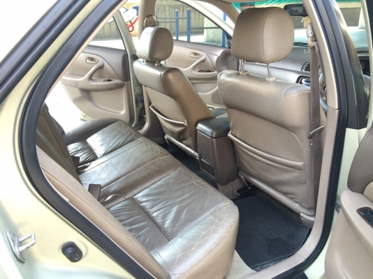 TOYOTA CAMRY 2.2 SE.G สีน้ำตาล ปี2001 รถมือเดียว รถสวย ขับดี เครื่องนิ่ง แอร์เย็น ซื้อไปคุ้ม