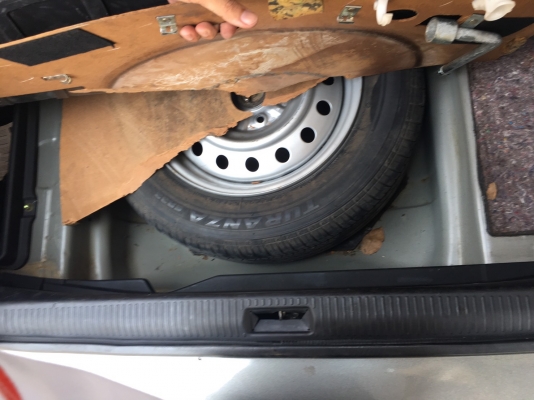 toyota camry 2.4Q สีเทาดำ ปี 2004 ไม่ติดแก๊ส เครื่องช่วงล่างดีมาก ยางปี 2015