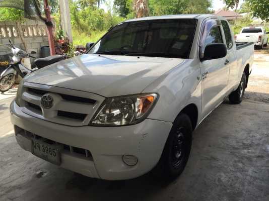 Vigo 2.5J. ปี06 โทร098-3206676