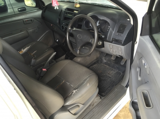 Vigo 2.5J. ปี06 โทร098-3206676