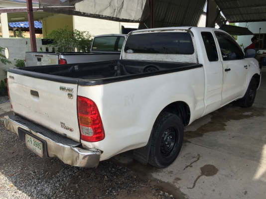 Vigo 2.5J. ปี06 โทร098-3206676