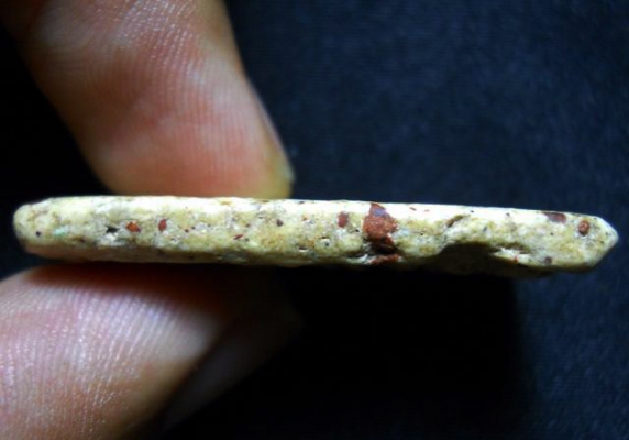 พระสมเด็จวัดระฆังพิมพ์ใหญ่ A01 เนื้อสวยจับใจ มวลสารงามๆ น่าค้นหา