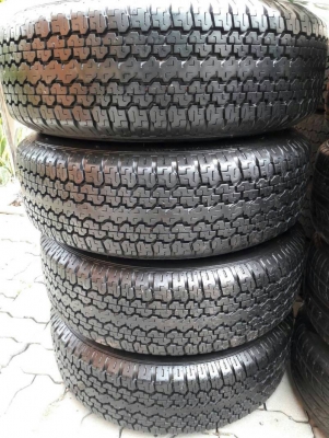 ยาง bridge stone 245/70/16 ปี 15 ชุดล่ะ 11,500