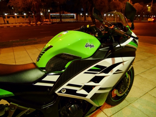 ขาย ((ใหม่ล่าสุด)) Kawasaki Ninja300 2015 สีเขียว-ขาว ลายฉลอง30ปี สภาพนางฟ้า