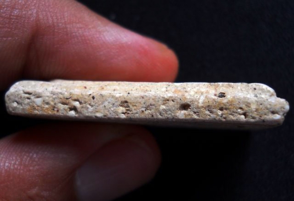 พระสมเด็จวัดระฆังพิมพ์ใหญ่  B01 เนื้อหาตามภาพเลยครับ เม็ดเต็มๆ สวยจัดไป