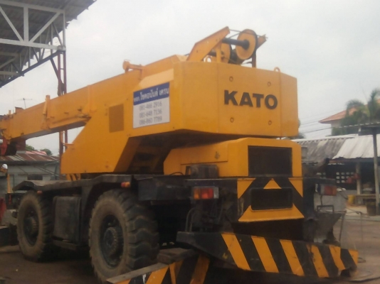 ขายรถเครน 20 ตัน และ รถสิบล้อ 16 ตัน  ราคาเหมา  3,000,000 บาทเท่านั้น