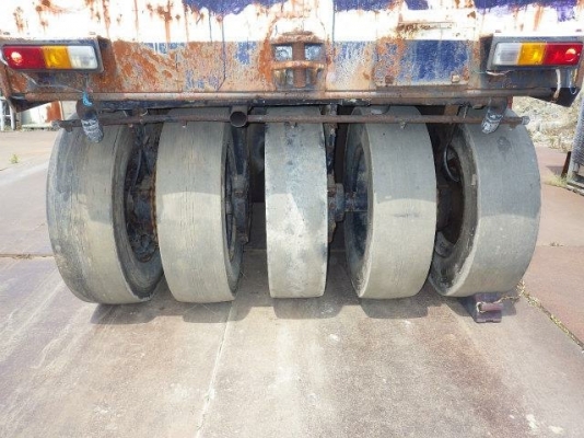 เปิดรับจอง  สินค้ากำลังเดินทาง (จองก่อนถึงเมืองไทยราคาพิเศษสุดๆแน่นอนครับ) Tile roller Sakai 5309 รถบดล้อยาง 9 ล้อ  FROM JAPAN สภาพพร้อมใช้งาน ราคา 560000 บาท สนใจติดต่อ 095-7467778 LINE 095-7467778