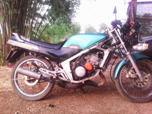 ขาย TZRR150cc.ขับใด้เครื่องดีเพิ่งทำใหม่ชุดโอนครบทะเบียนขาดเกิน3ปีเป็นชื่อผมเอง