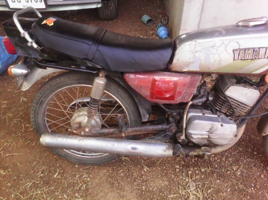 ขายrx100s ขับใด้ใช้งานอยู่มีเล่มทะเบียนไม่มีชุดโอนขาดเกิน3ปี